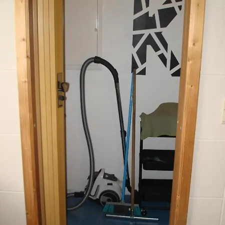 Appartement Courcelles Apartman *